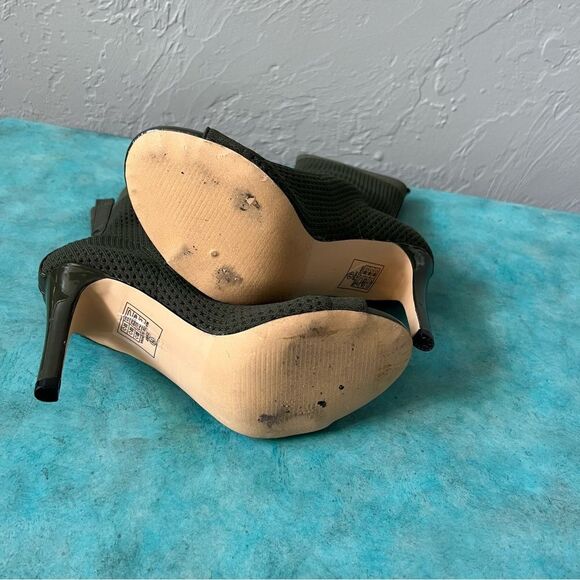 Catherine Malandrino Olive Green Peep Toe Bootie Heels - Picture 6 of 9